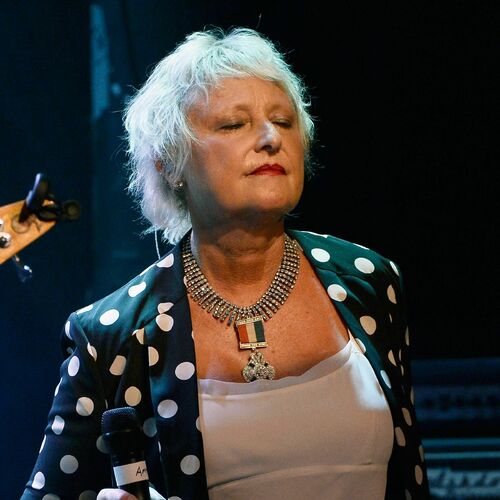 Amy Holland